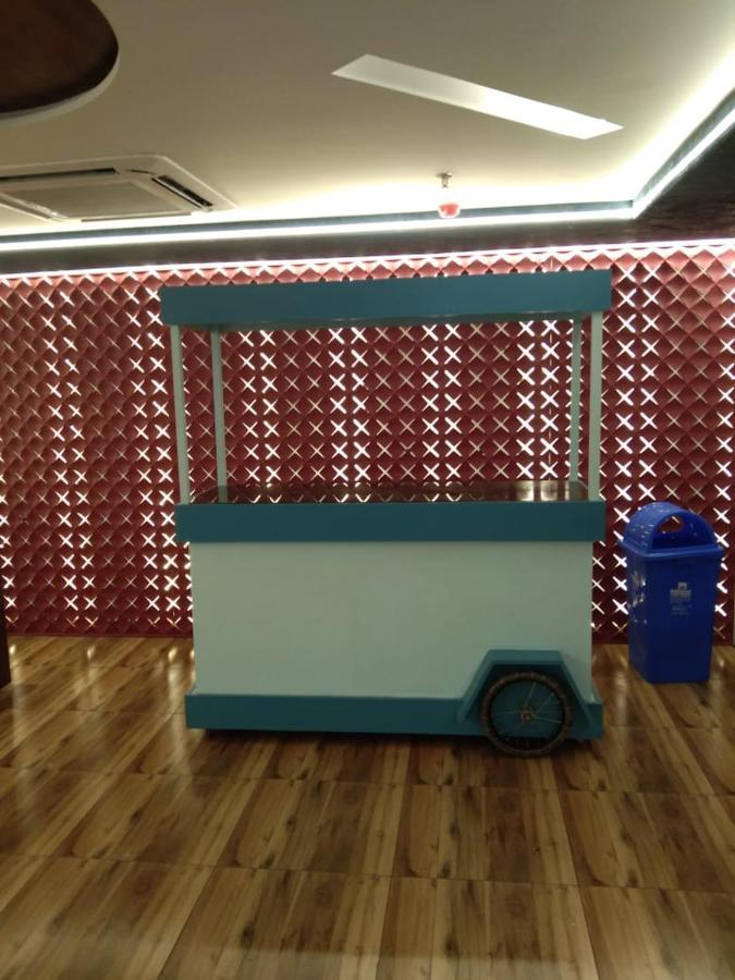 Hotel Smily Ludhiana Zewnętrze zdjęcie