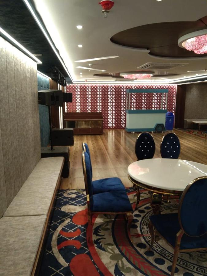 Hotel Smily Ludhiana Zewnętrze zdjęcie