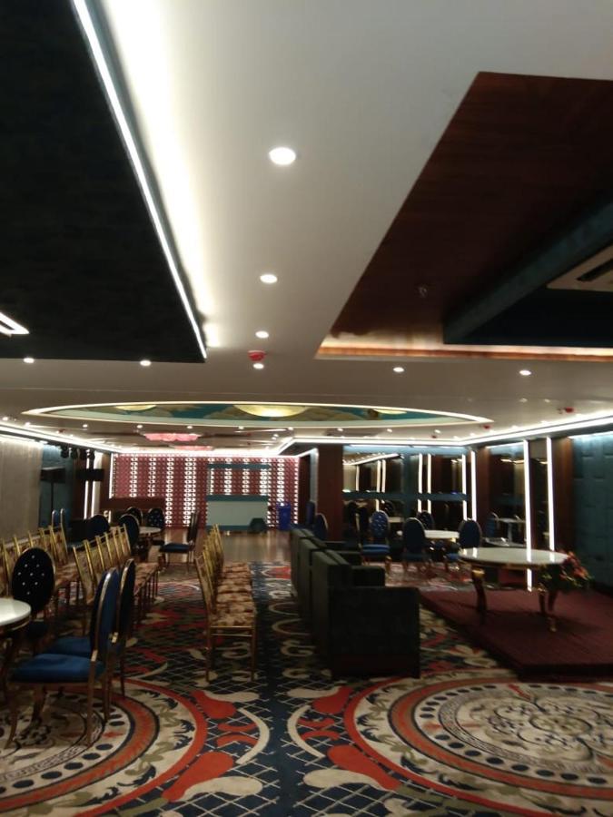 Hotel Smily Ludhiana Zewnętrze zdjęcie